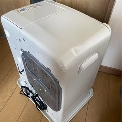 石油ファンヒーターの画像