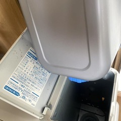 石油ファンヒーターの画像