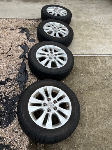 ヴォクシー純正タイヤホイール　16インチ　4本