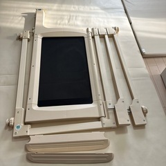 【美品】コンビ　ハンズフリーゲート