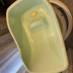 新生児セット（ベビーカー、ハイロウチェア、ベビーバス、歩行器）の画像