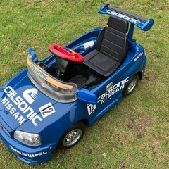 【乗れる電動カー】日産スカイライン R34 カルソニック仕様／動作品
