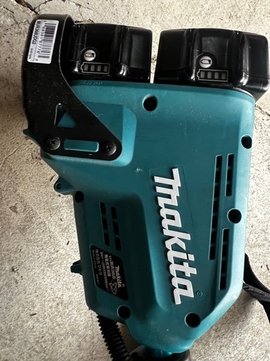 (キャンセル待ち受付中)すぐ使えます！ マキタ MUR368UD 草刈機 バッテリー、充電器付き