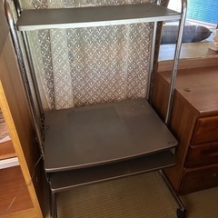 【お話し中】パソコンデスク