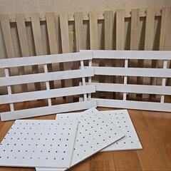 木材：DIY用のばらばらのパーツ