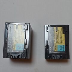 SONYハンディカムのバッテリー　２個