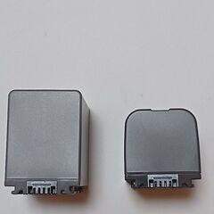 SONYハンディカムのバッテリー　２個の画像