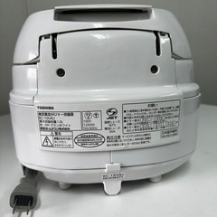 TOSHIBA 東芝　炊飯器RCー10VRJ 真空IH 訳ありの画像