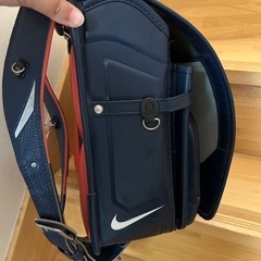 NIKE ランドセル　ネイビー×オレンジ　送料着払いの画像