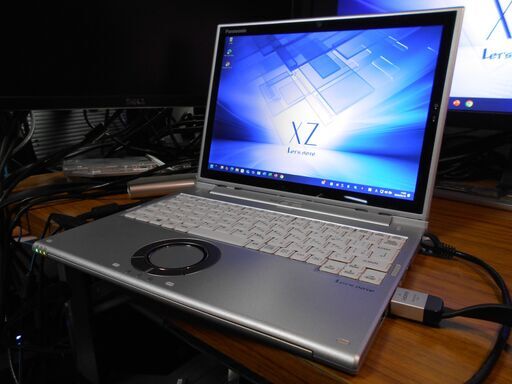 Microsoft Surface pro 3 Windows11 24H2 CPUi5-4300u SSD256GB メモリ