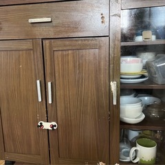 食器棚、キッチンカウンター