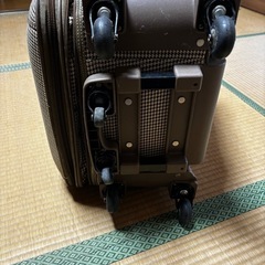 キャリーバッグ　　の画像