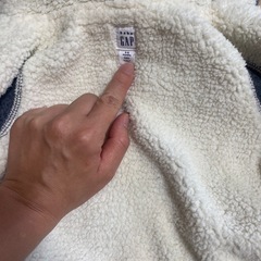 babyGAP✨裏起毛✨フード付きスエットパーカー✨の画像