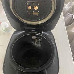 炊飯器の画像