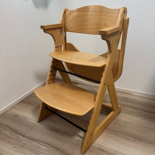 カトージ ナチュラルウッド ベビーチェア 2024 調整可能 カトージ 木製