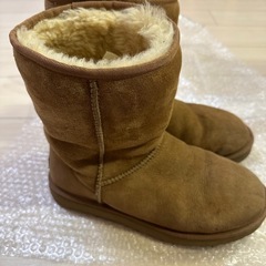 UGGムートンブーツの画像