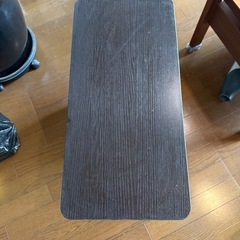 サイドテーブルの画像