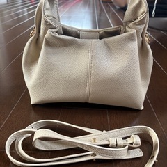 新品未使用　ポレーヌ風バッグ