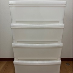 衣装ケース