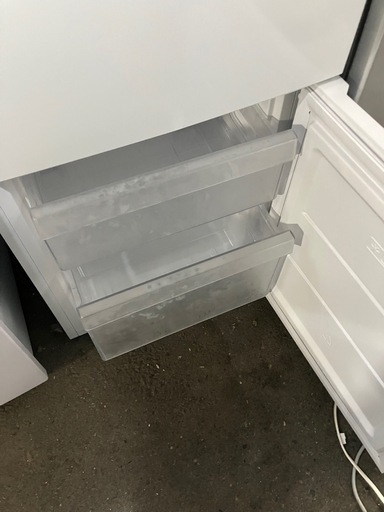 ☆値下げ☆I2505-308 Haier JR-NF121B 2023年製 ノンフロン冷凍冷蔵庫 内容積121L 動作確認済み 汚れ有り