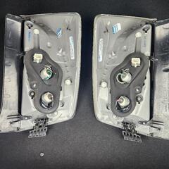 30プリウス用　DEPO製　テールレンズ　中古　の画像