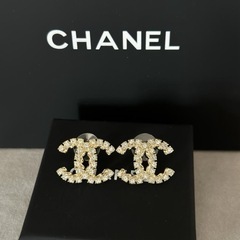 CHANELシルバーピアス