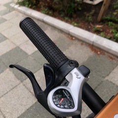 amadanaクロスバイク マットブラック 700C 7段変速 オールブラックの画像