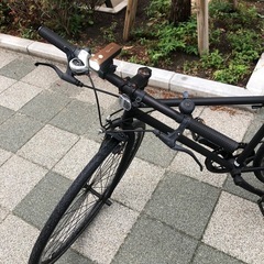 amadanaクロスバイク マットブラック 700C 7段変速 オールブラックの画像