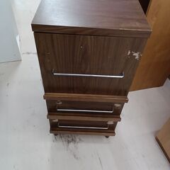 ★ジモティ割あり★  棚 ブラウン W45×D44×H90 クリ...