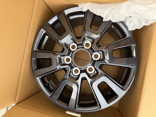 純正品　新車外し　ホイール　18インチ　4個　ランクル250 VX　LC250 純正品 新車外し ホイール 18インチ 4個 ランクル250 VX LC250