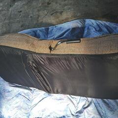 座椅子2つの画像