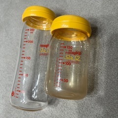 哺乳瓶　ガラス　プラスチック