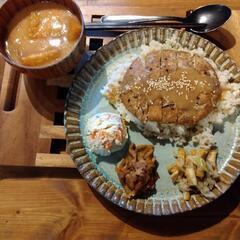 カフェ巡りは楽しいです。