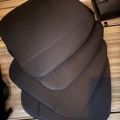 車用　シートクッション　4枚の画像