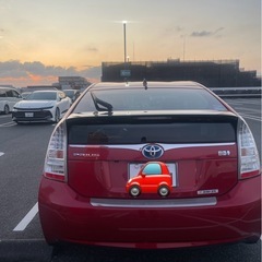 トヨタ　プリウス　の画像