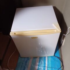 小型冷蔵庫の画像