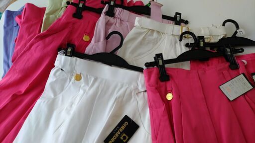 Cまとめて10着新品夏物ゴルフウェアキュロット・スカート…メルカリにいかが？「GHERARDINI GOLFゲラルディーニゴルフ」定価3万円前後