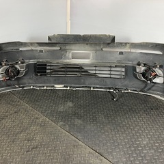 ハイエース 純正フロントバンパー 中古の画像