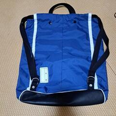 中学校カバンの画像