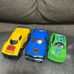 ミニカーほか詰め合わせの画像