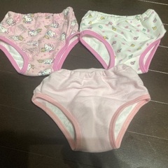 ハローキティ ベビー　パンツ 3枚セット 90cmの画像