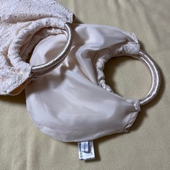 値下げ🉑レースバッグ（キャサリンコテージ）かばんコサージュ付きの画像