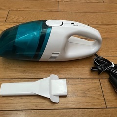 シガーソケット車掃除機の画像