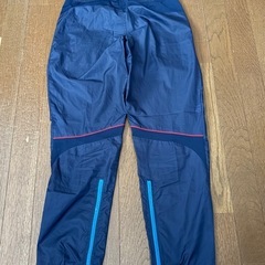 adidas ウインドパンツ
の画像