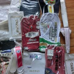 ④◎和風の小物、◎約１００点程、◎かなり有ります（装飾品、福助足袋、等）詳しくはわかりません、★未使用、未開封、大量含む、画像参照★お手数をおかけしますプロフィール必読ですの画像