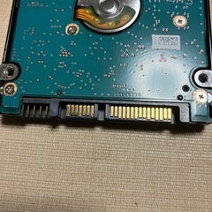 ノートPC HDD. 1TB. 2台、500GB 1台の画像