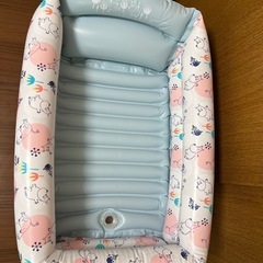 【美品・現行品】ムーミンふんわりコンパクトバス 永和 新生児期の沐浴に