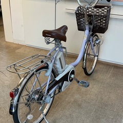 ＜整備済・美品＞パナソニック・リチウムViVi・20インチ電動アシスト自転車・パープルの画像