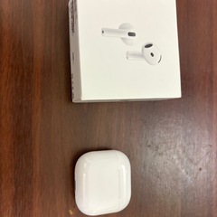 Apple 中古　2026年2月18日まで保証有り　 AirPo...