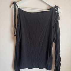 △【OZOC】肩出し　長袖Tシャツ　38の画像